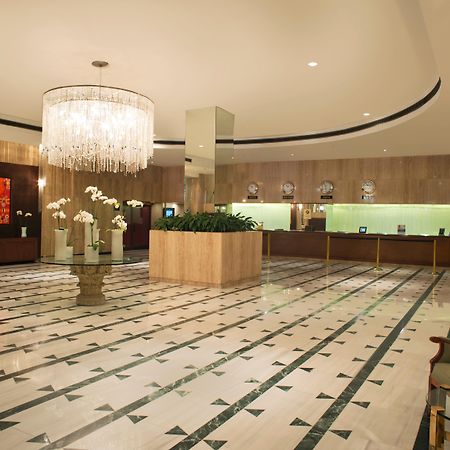 Fiesta Americana Reforma Mexiko-Stadt Exterior foto Lobby